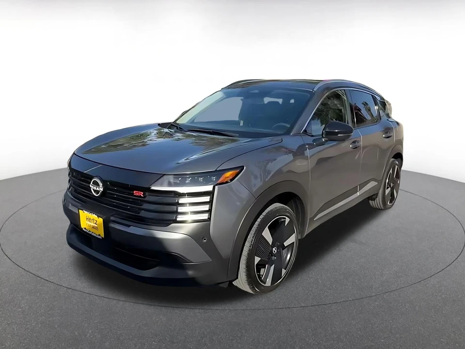 2026 Nissan Kicks - Image 8 of 31