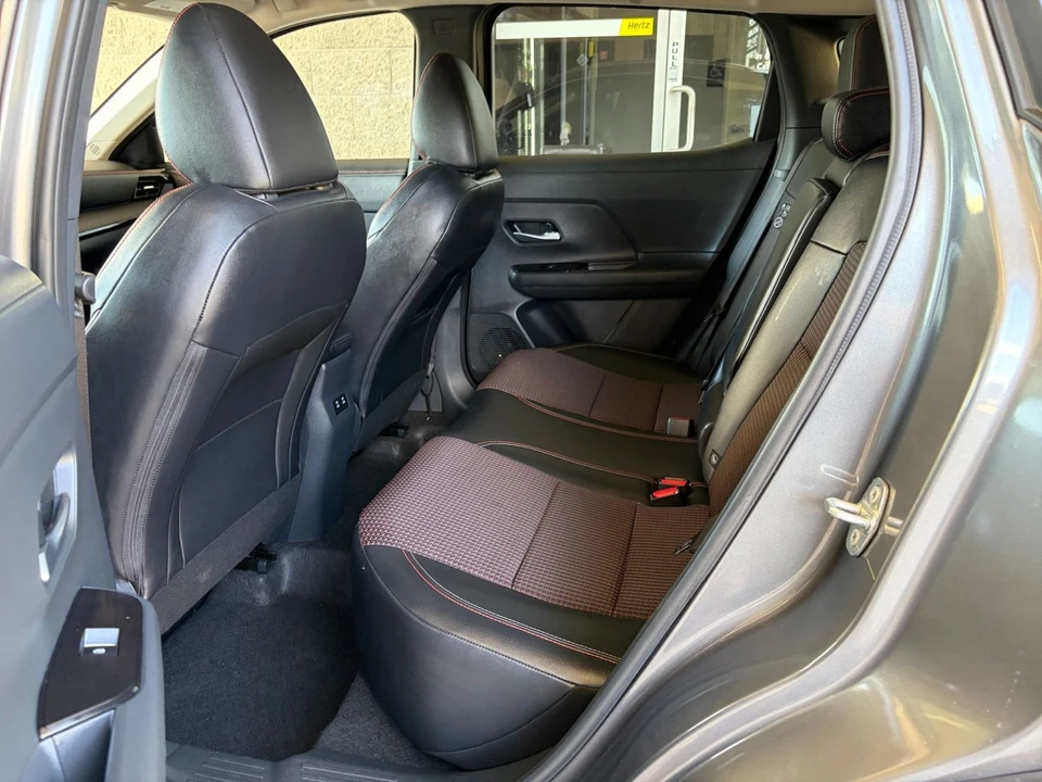 2026 Nissan Kicks - Image 27 of 31