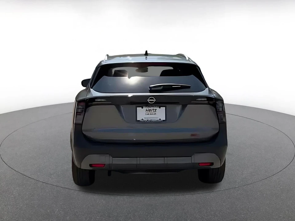 2026 Nissan Kicks - Image 14 of 31