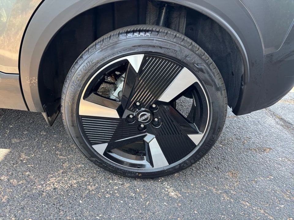 2026 Nissan Kicks - Image 30 of 31