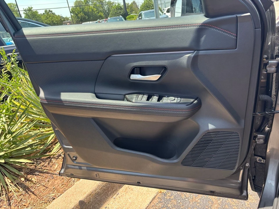 2026 Nissan Kicks - Image 20 of 31