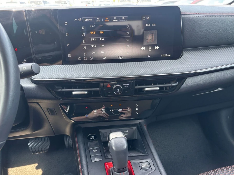 2026 Nissan Kicks - Image 18 of 31