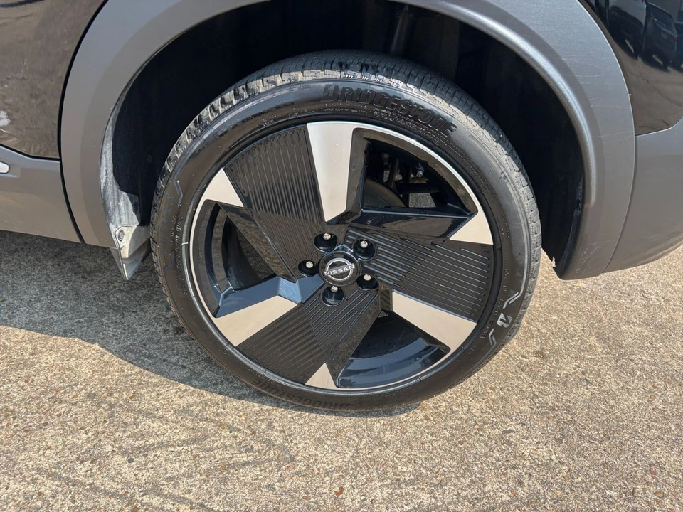 2026 Nissan Kicks - Image 30 of 31