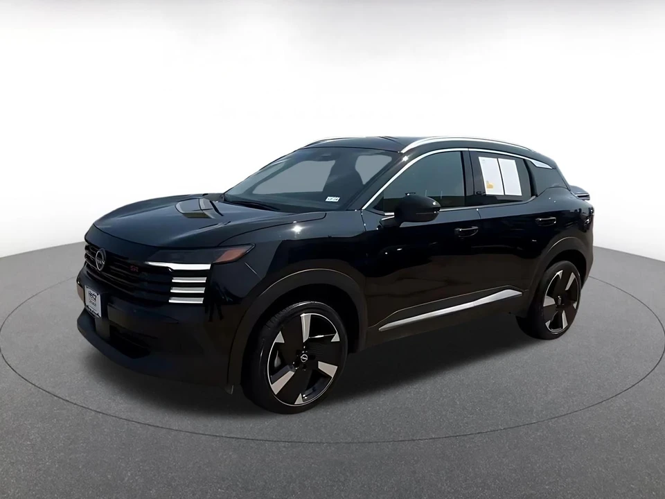2026 Nissan Kicks - Image 9 of 31