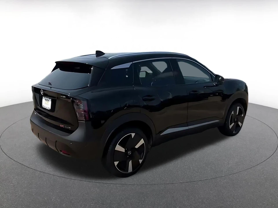 2026 Nissan Kicks - Image 16 of 31
