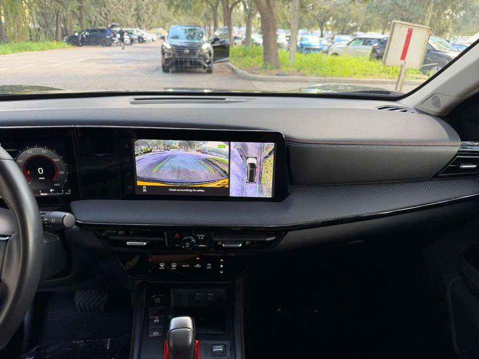 2026 Nissan Kicks - Image 18 of 31