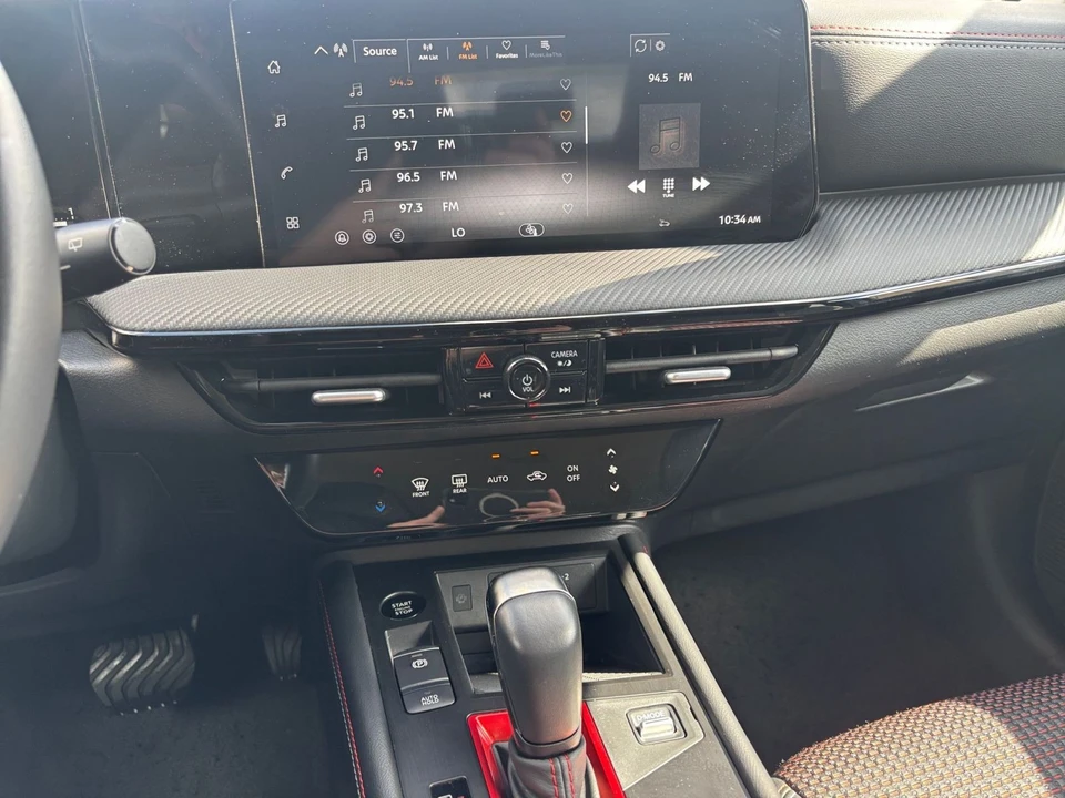 2026 Nissan Kicks - Image 18 of 31