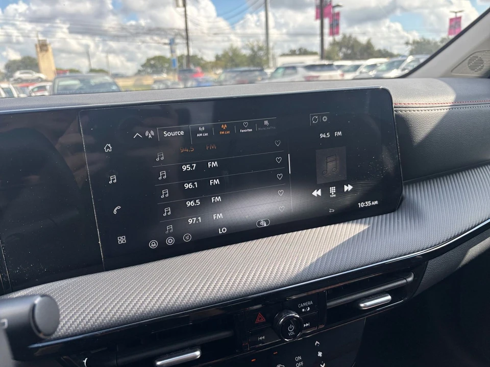 2026 Nissan Kicks - Image 21 of 31