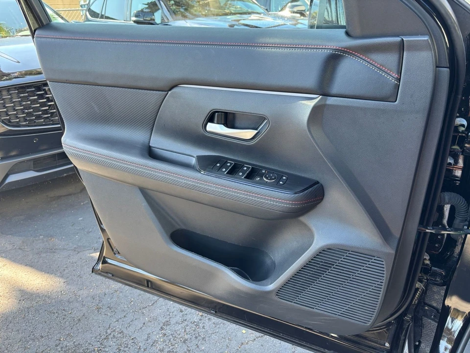 2026 Nissan Kicks - Image 20 of 31