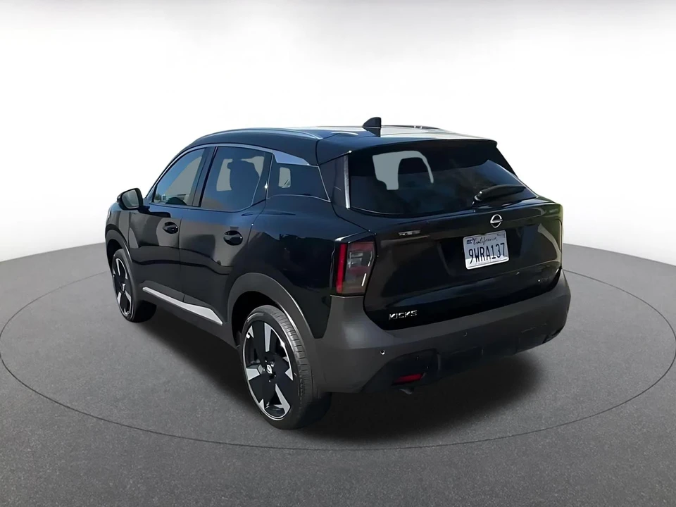 2026 Nissan Kicks - Image 12 of 31