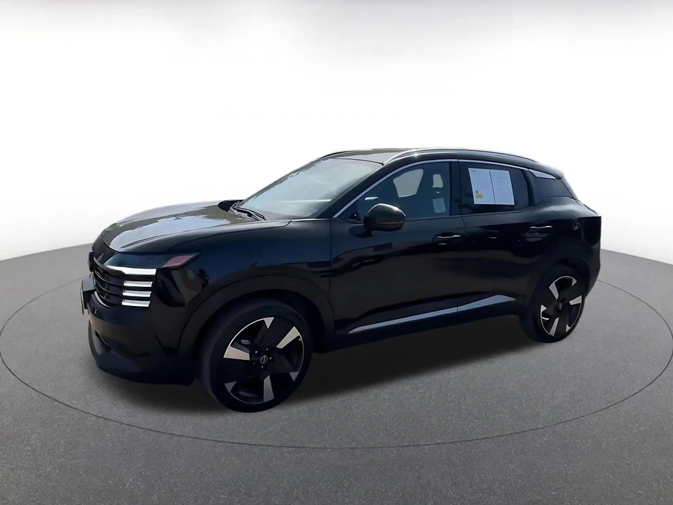 2026 Nissan Kicks - Image 8 of 31