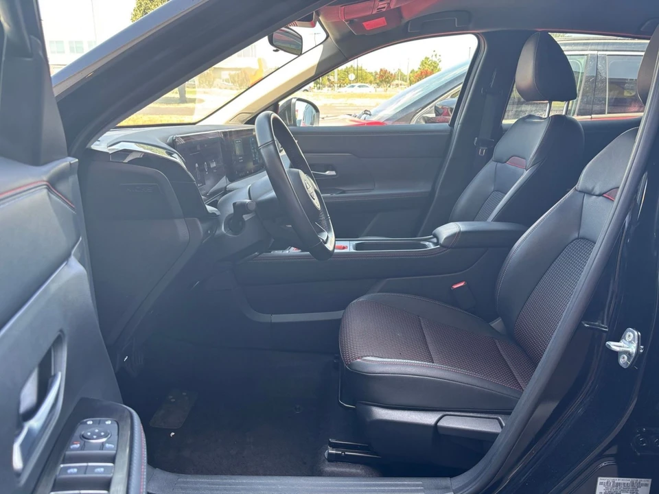 2026 Nissan Kicks - Image 27 of 31