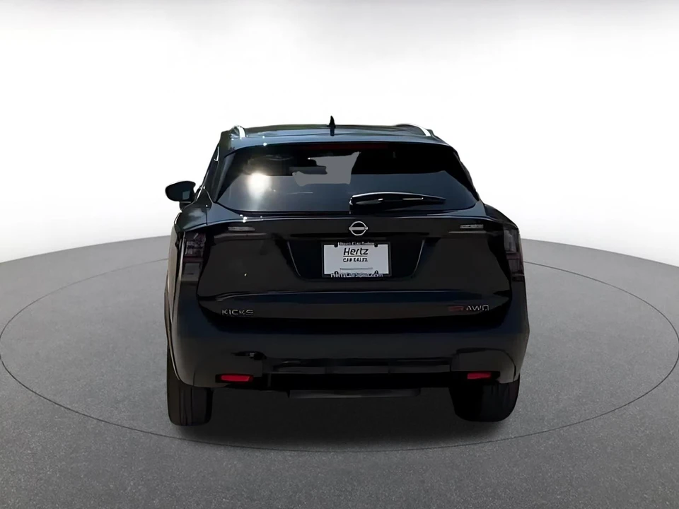 2026 Nissan Kicks - Image 12 of 31