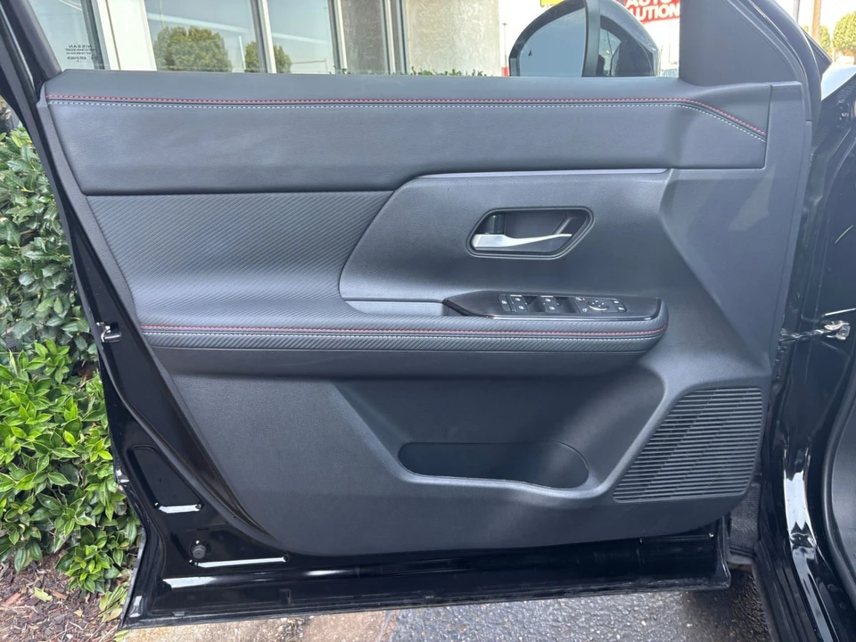 2026 Nissan Kicks - Image 20 of 31
