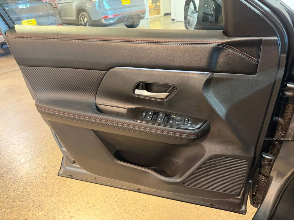 2026 Nissan Kicks - Image 20 of 31