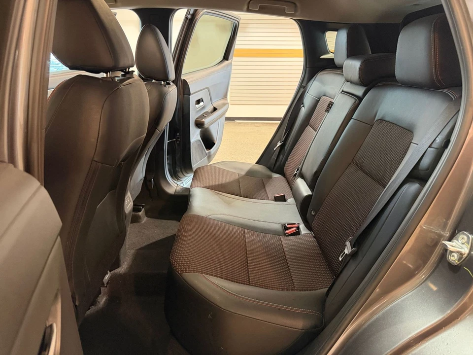 2026 Nissan Kicks - Image 26 of 31