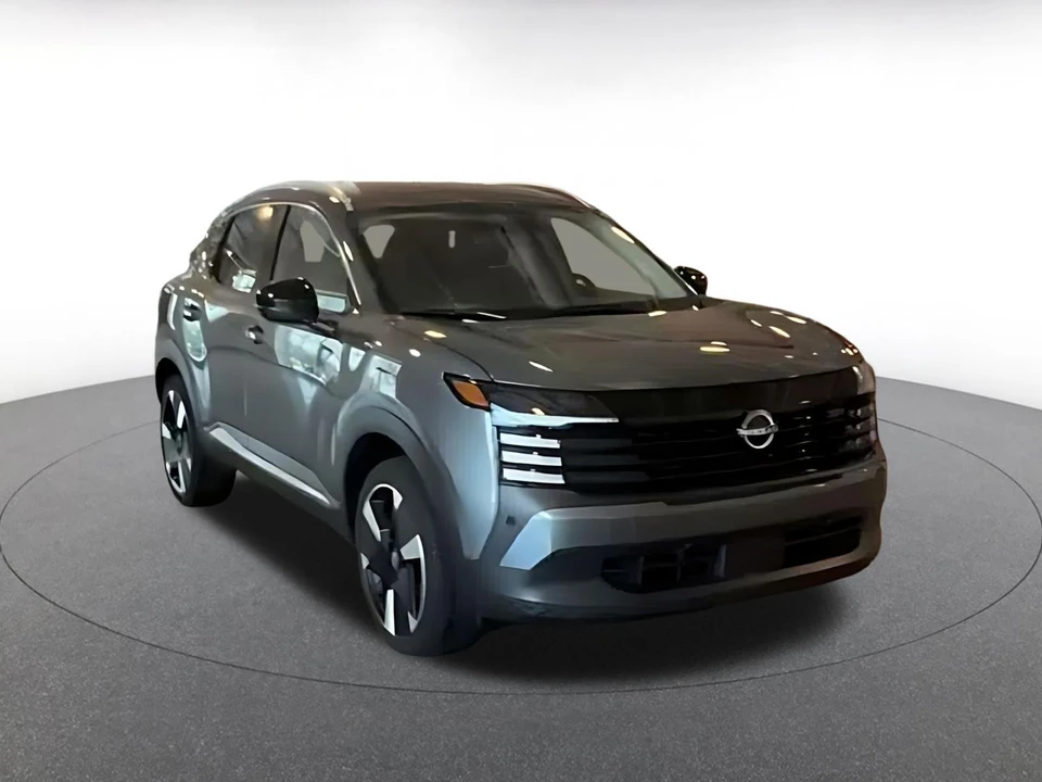 2026 Nissan Kicks - Image 3 of 31