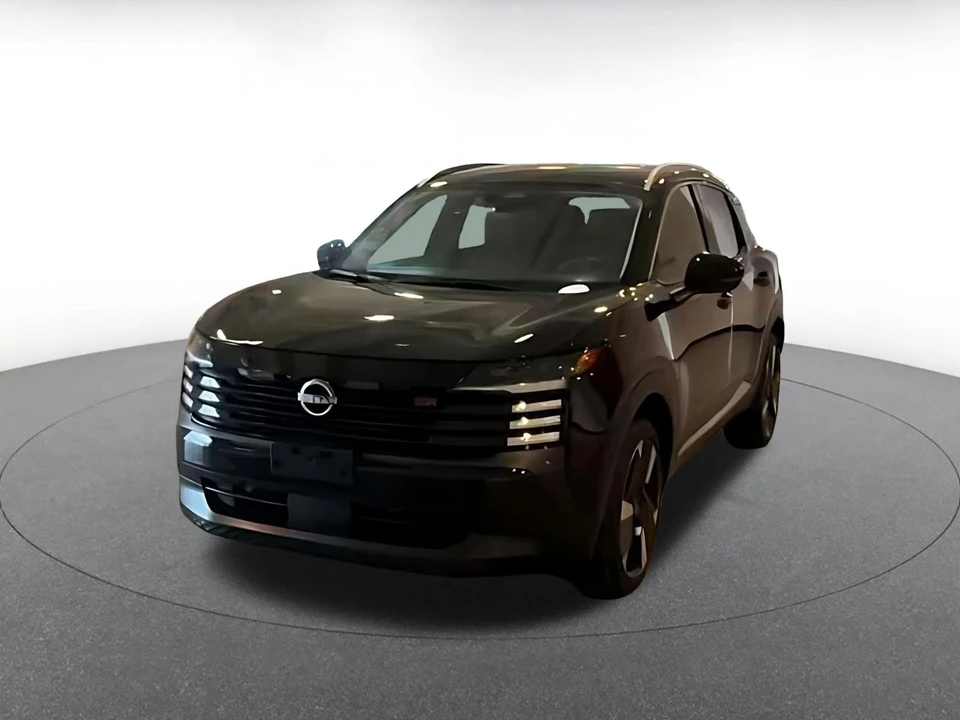 2026 Nissan Kicks - Image 9 of 31