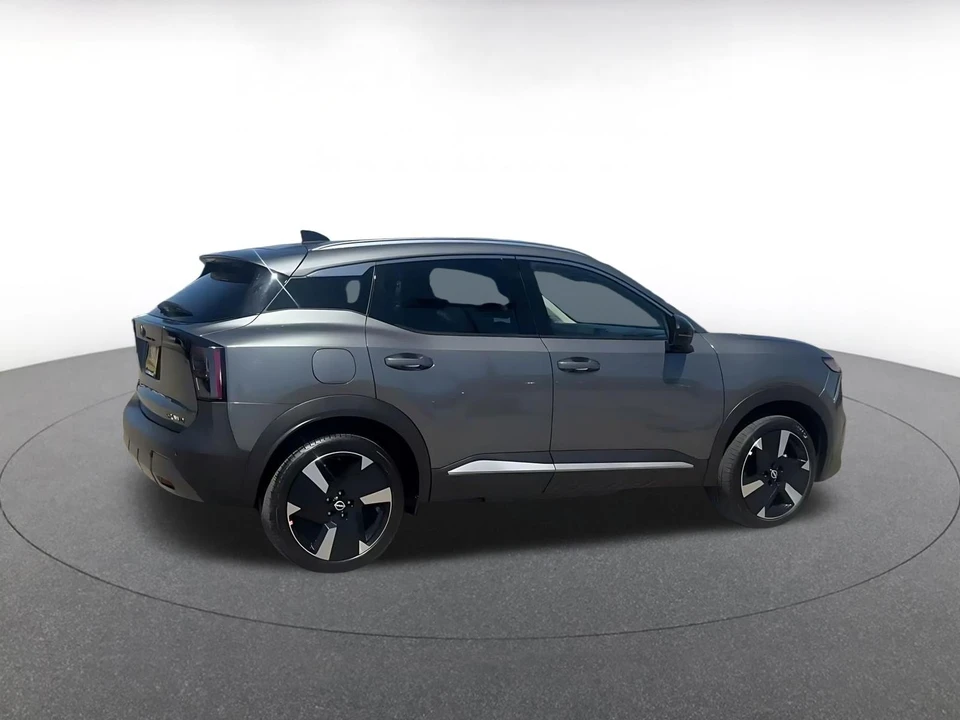 2026 Nissan Kicks - Image 16 of 31