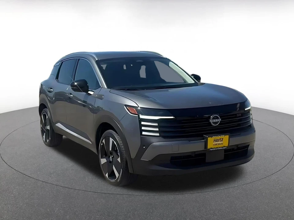 2026 Nissan Kicks - Image 3 of 31