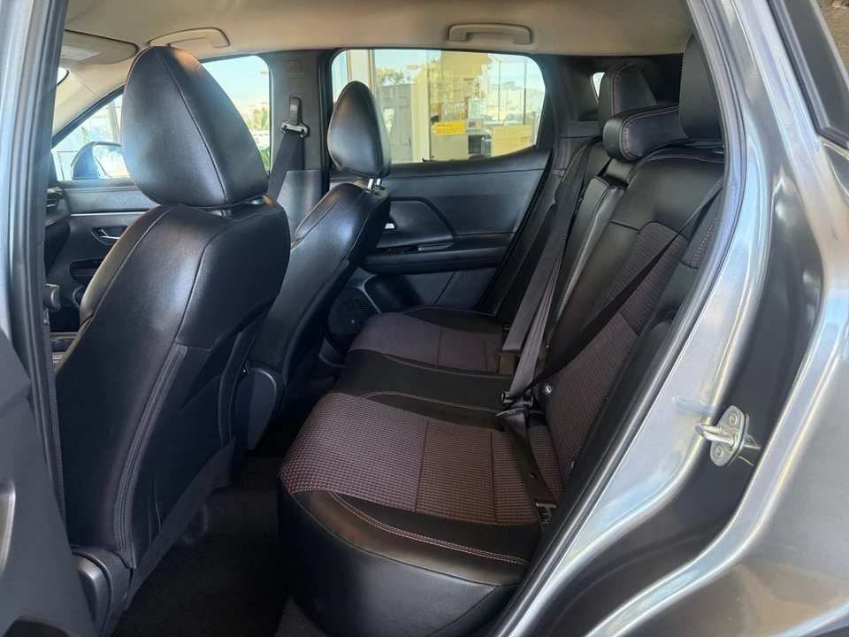 2026 Nissan Kicks - Image 26 of 31
