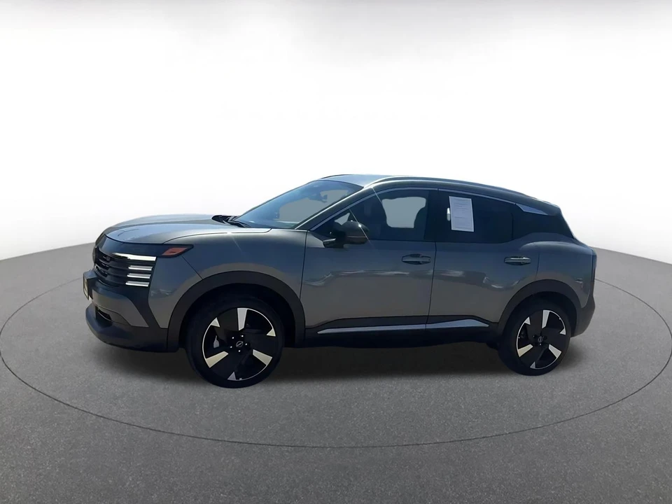 2026 Nissan Kicks - Image 11 of 31