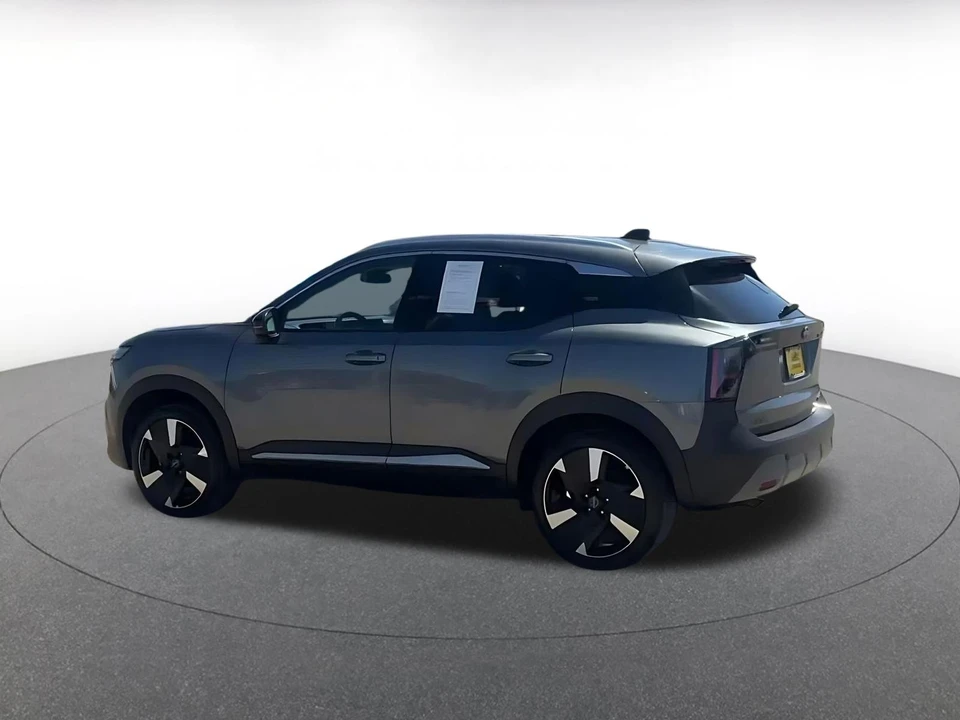 2026 Nissan Kicks - Image 4 of 31