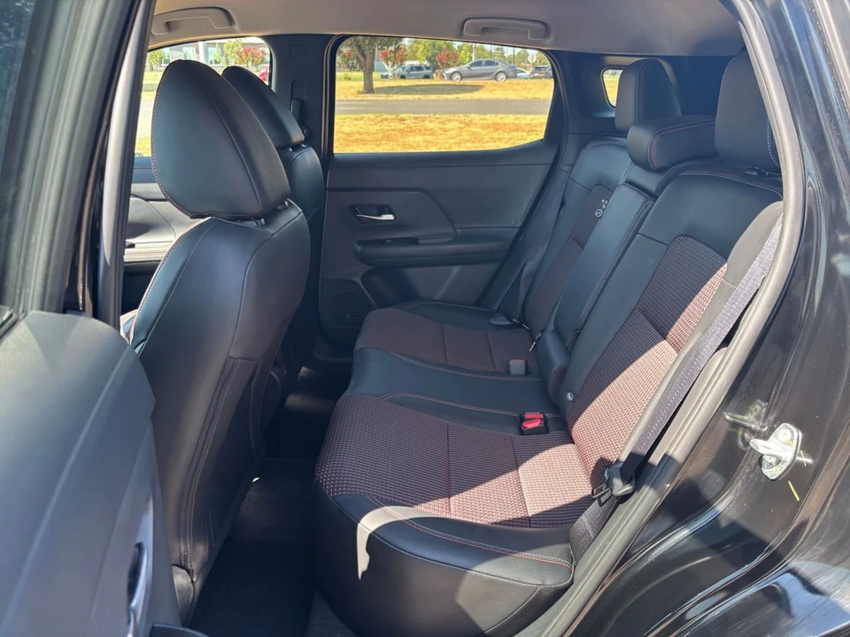 2026 Nissan Kicks - Image 26 of 31