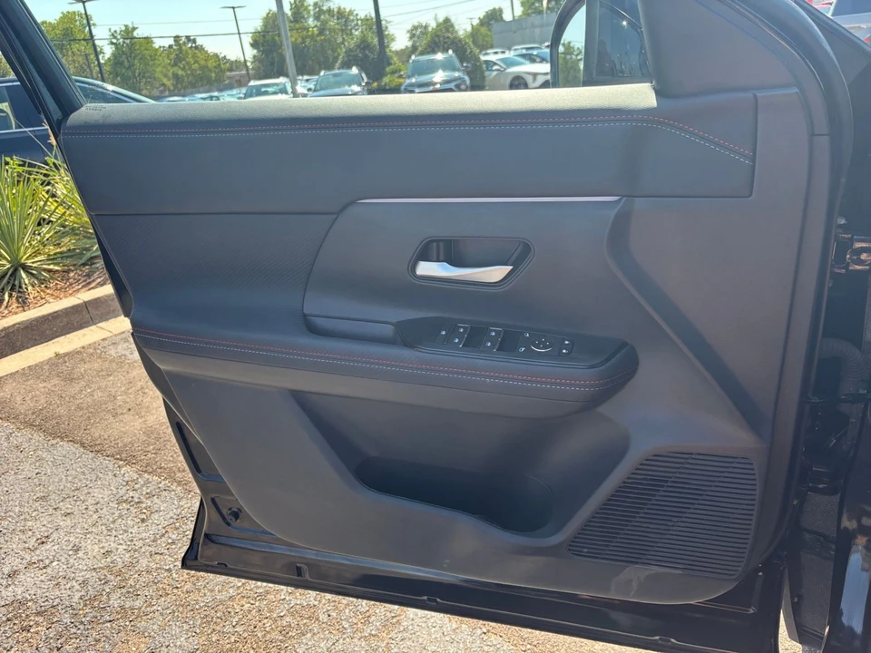 2026 Nissan Kicks - Image 20 of 31