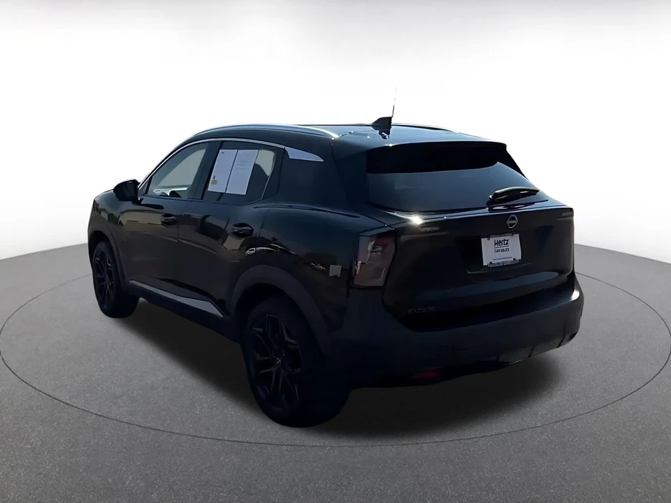 2026 Nissan Kicks - Image 12 of 31
