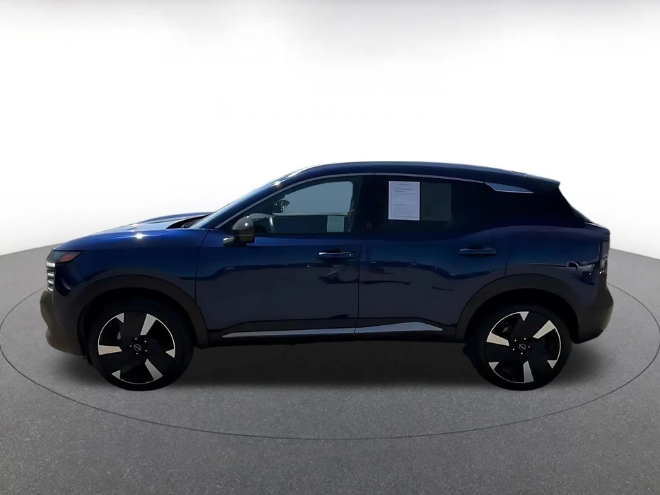 2026 Nissan Kicks - Image 9 of 31