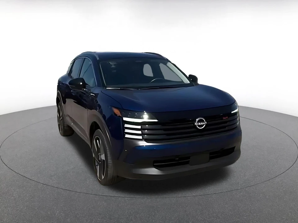 2026 Nissan Kicks - Image 3 of 31