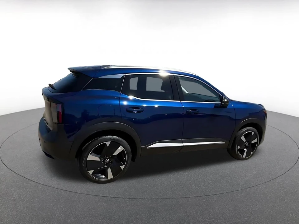 2026 Nissan Kicks - Image 15 of 31