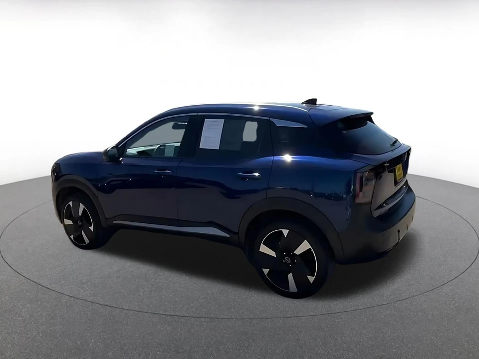 2026 Nissan Kicks - Image 11 of 31