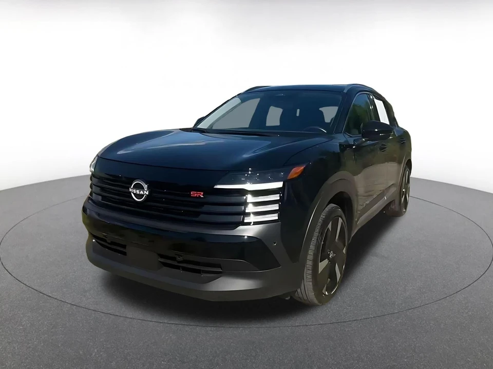 2026 Nissan Kicks - Image 7 of 31