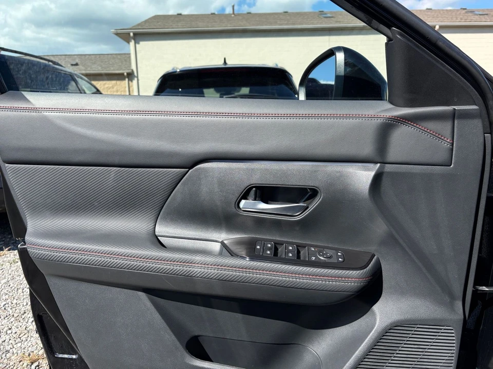 2026 Nissan Kicks - Image 20 of 31