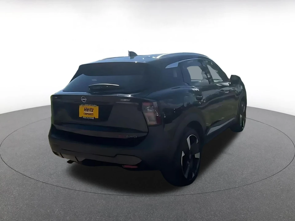2026 Nissan Kicks - Image 15 of 31