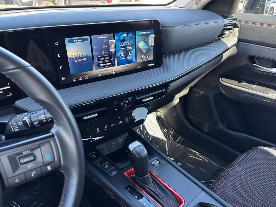 2026 Nissan Kicks - Image 18 of 31