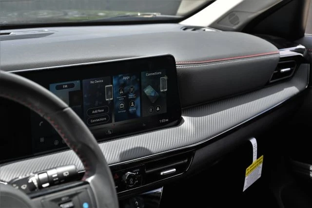 2026 Nissan Kicks - Image 10 of 16