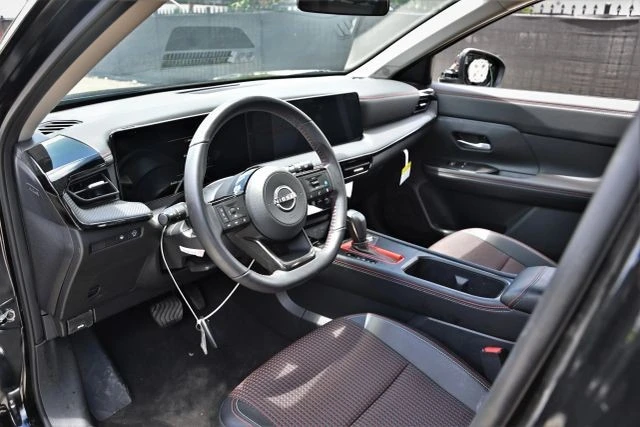2026 Nissan Kicks - Image 12 of 16