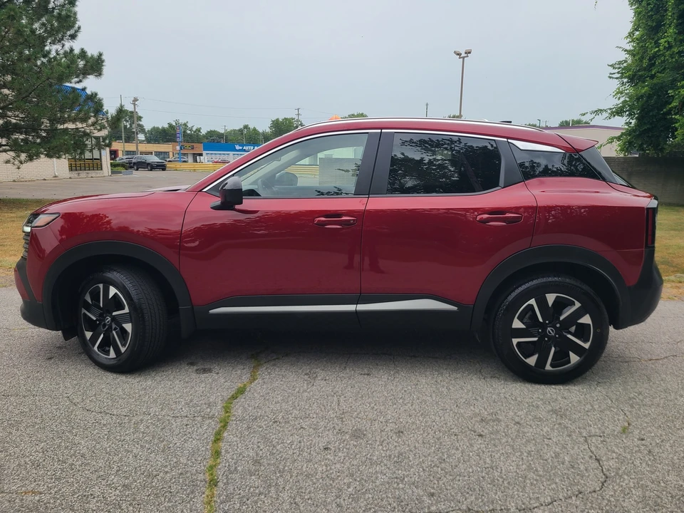 2026 Nissan Kicks - Image 2 of 22