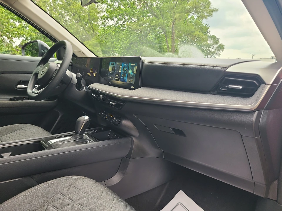 2026 Nissan Kicks - Image 13 of 22