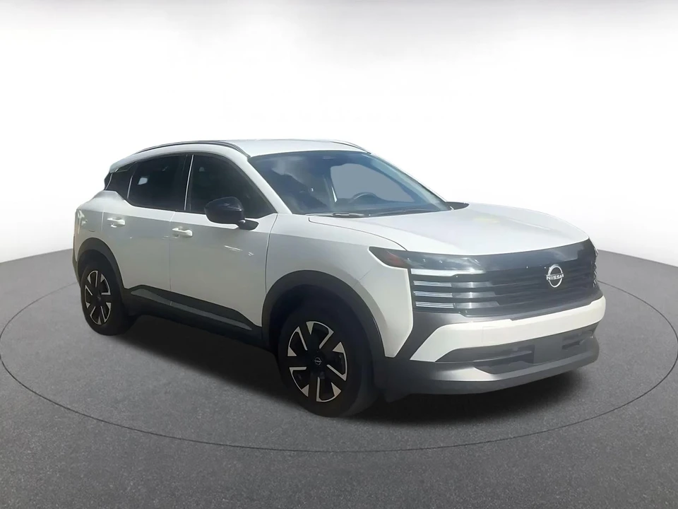 2026 Nissan Kicks - Image 2 of 31