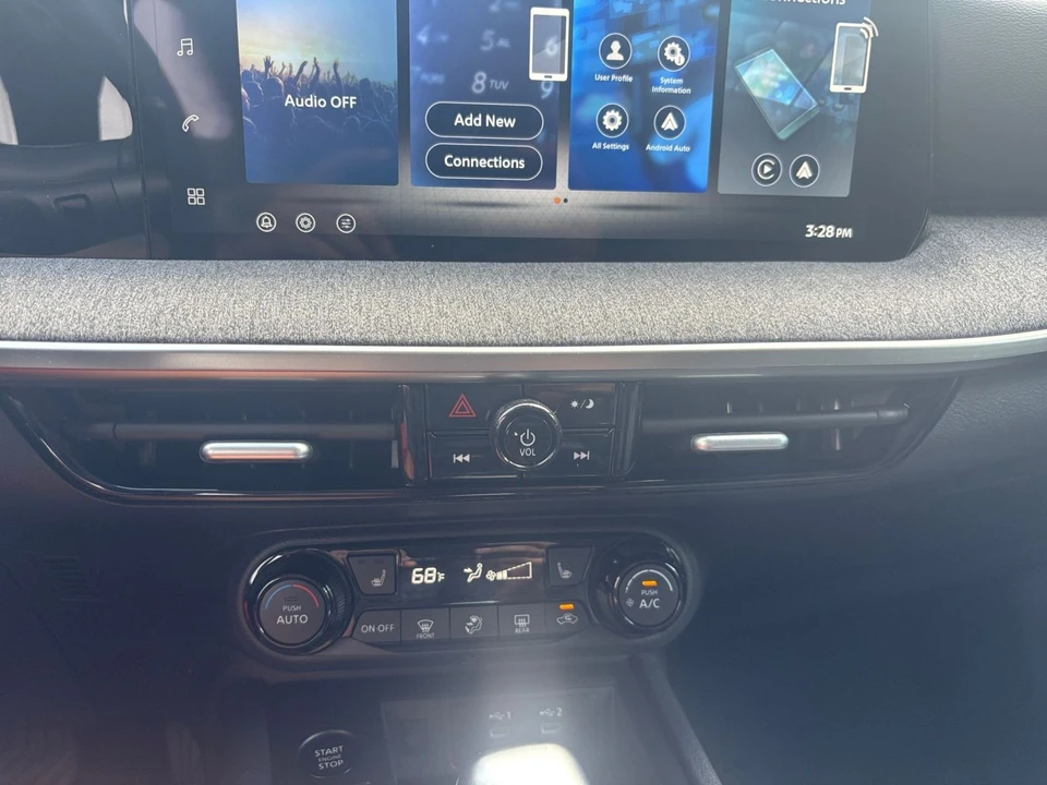 2026 Nissan Kicks - Image 18 of 31