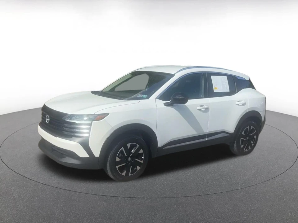 2026 Nissan Kicks - Image 8 of 31
