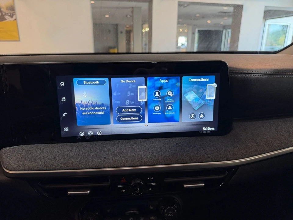 2026 Nissan Kicks - Image 21 of 31