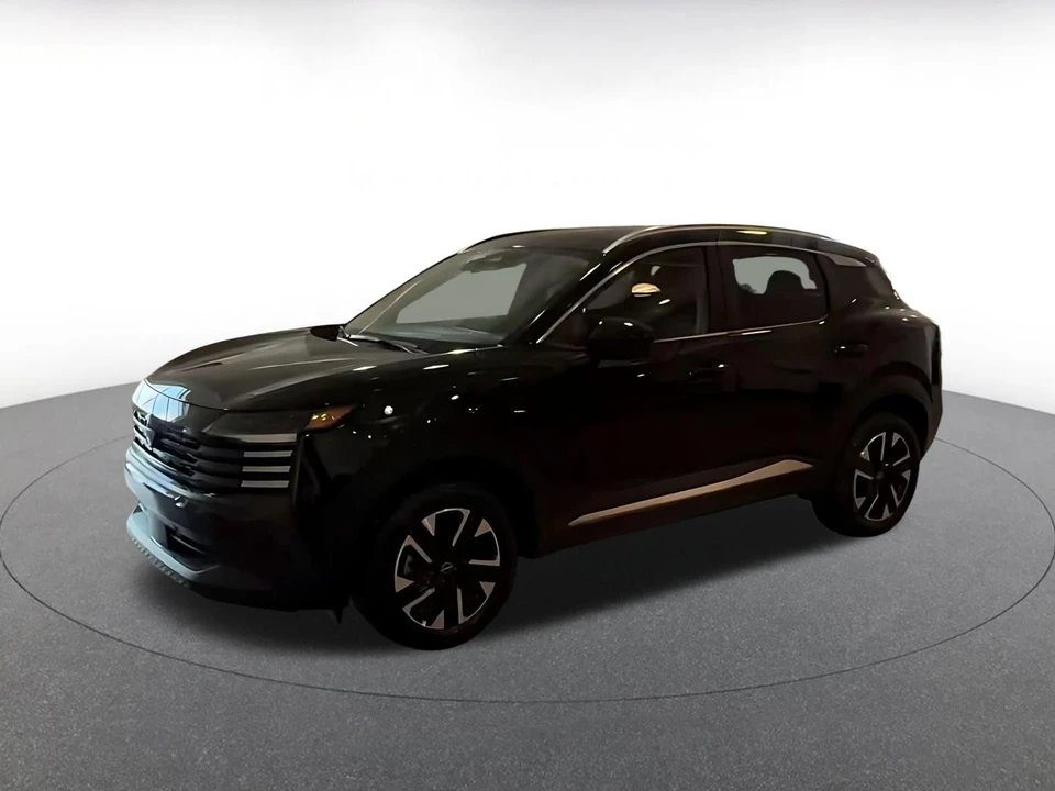 2026 Nissan Kicks - Image 8 of 31