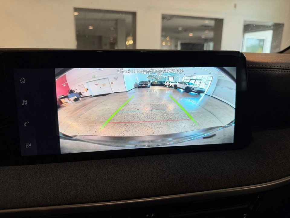 2026 Nissan Kicks - Image 24 of 31