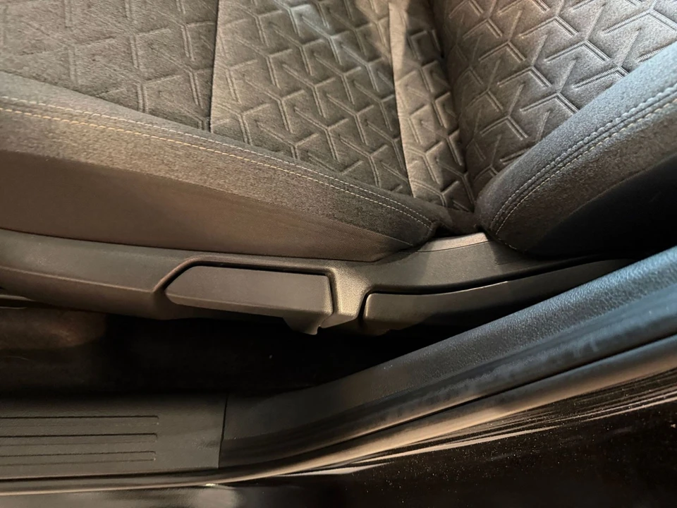 2026 Nissan Kicks - Image 23 of 31