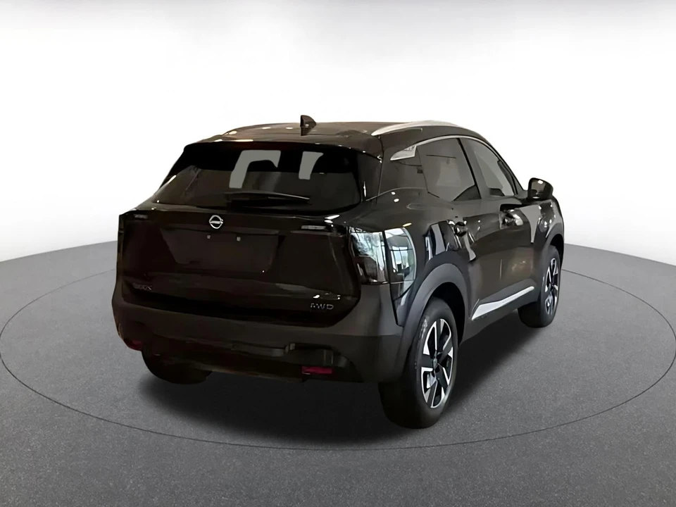 2026 Nissan Kicks - Image 11 of 31